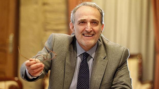 El líder de los empresarios gallegos atiende a ABC en su despacho de la CEG