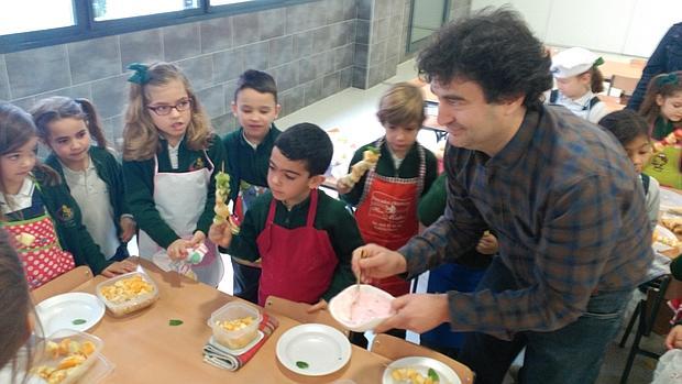 Pepe Rodríguez, de Masterchef, enseña a los niños a comer de manera saludable