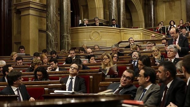 Sesión de control en el Parlament