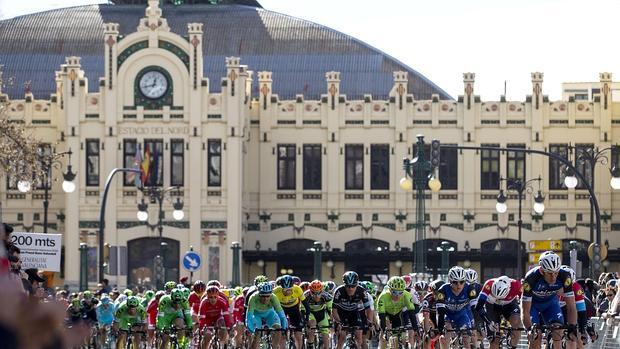 Poels gana la Vuelta a la Comunidad Valenciana