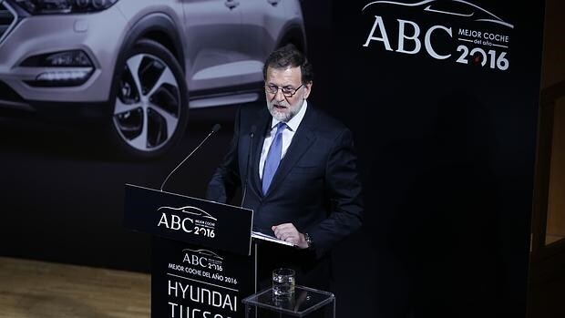 Mariano Rajoy, presidente del Gobierno, en la gala del Mejor Coche del Año 2016 de ABC