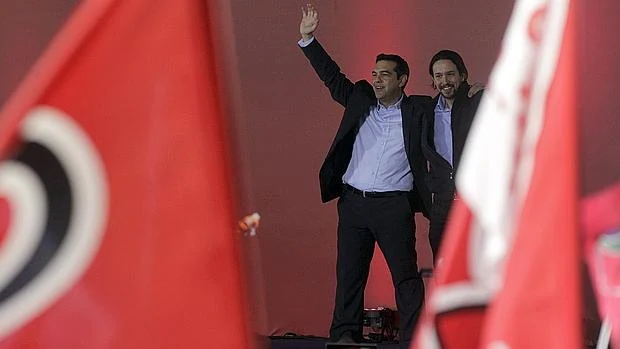 Alexis Tsipras y Pablo Iglesias, en la campaña electoral griega