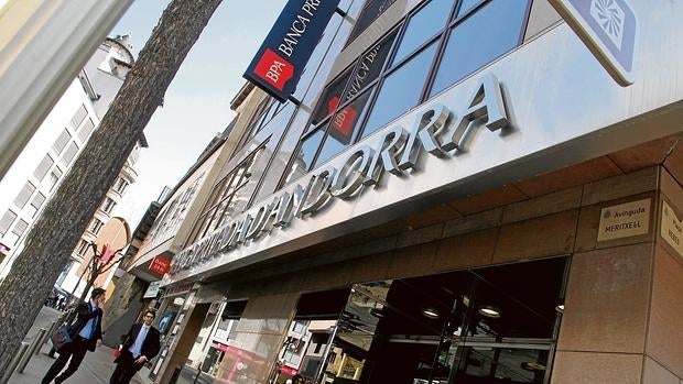 La banca andorrana mejora sus recursos gestionados en 2015 pese al impacto de BPA