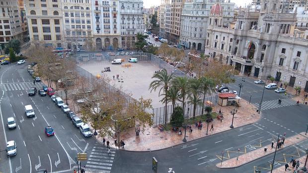 Imagen tomada este miércoles en la plaza del Ayuntamiento de Valencia