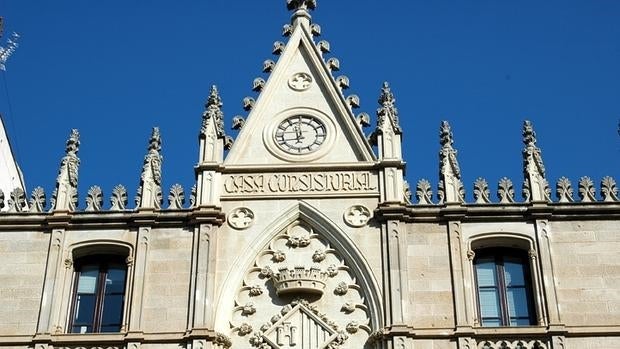 Fachada del Ayuntamiento de Terrassa