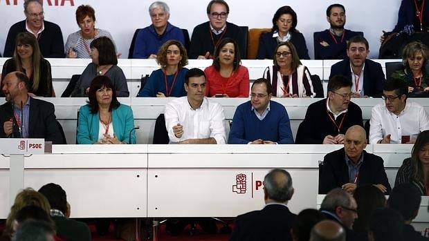 Pedro Sánchez y su Ejecutiva durante el último Comité Federal el 29 de enero