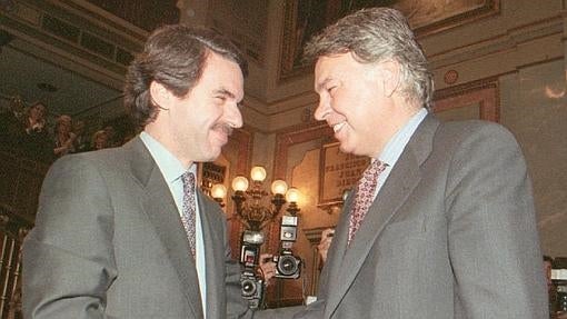 Aznar consiguió el cambio de color en la Moncloa