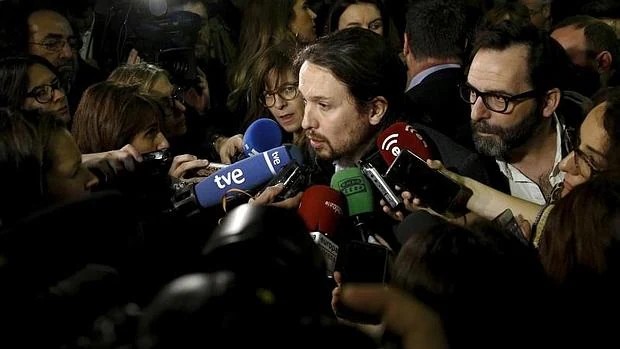 Pablo Iglesias responde a los medios de comunicación