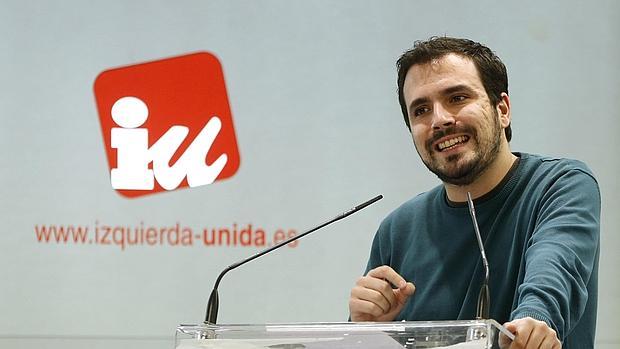 Los diputados del PSOE discrepan de si seguir o no negociando con Podemos