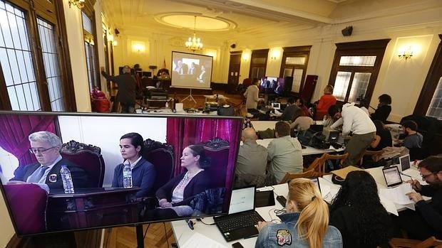 Numerosos medios siguieron la celebración del juicio