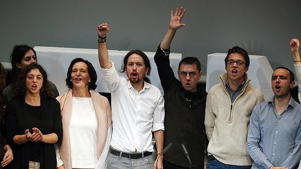 Podemos cierra en falso su crisis y culpa al PSOE de su división interna