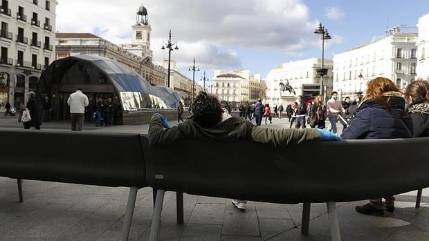 Banco que el COAM instaló en Sol a modo de prueba durante 24 horas en enero de 2014