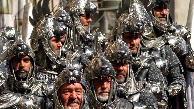 Alcoy vive el prólogo de sus fiestas más convulsas de los últimos años