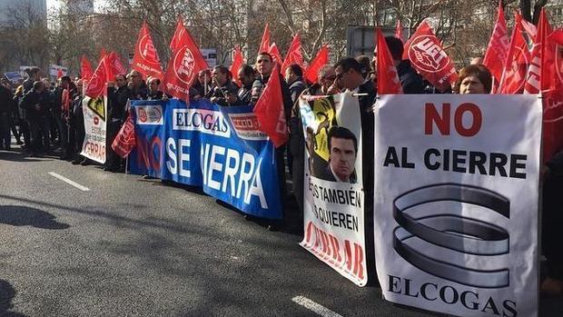 El comité de empresa de Elcogas se concentra en Madrid