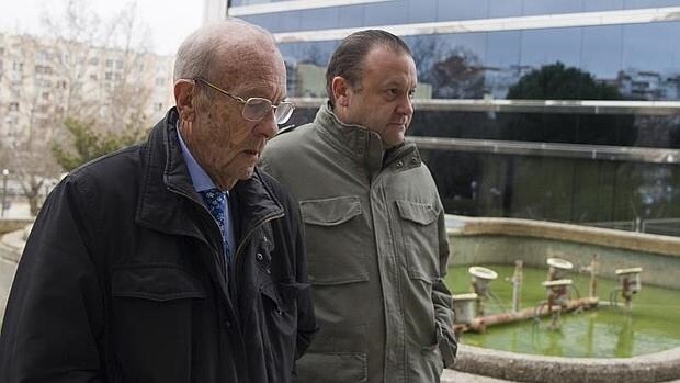 El ATS de 78 años que ayudó a Viñals en el Madrid Arena admite que no llevaban desfibrilador y no sabían usarlo