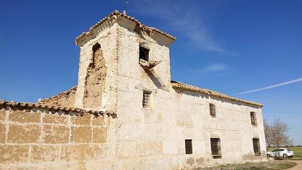 La torre de la venta está a punto de derrumbarse