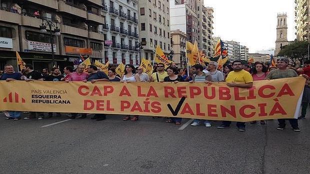 Imagen de dirigentes de ERC durante una manifestación celebrada en Valencia