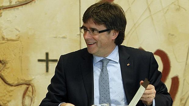 Puigdemont se habrá visto en menos de un mes con Sánchez e Iglesias