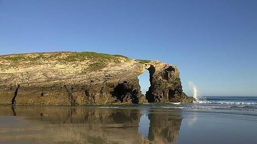 La Playa de las Catedrales durante la bajamar