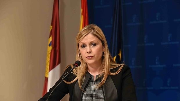La consejera manchega De la Cruz compara el trasvase del Tajo con «arar con burro en el siglo XIX»