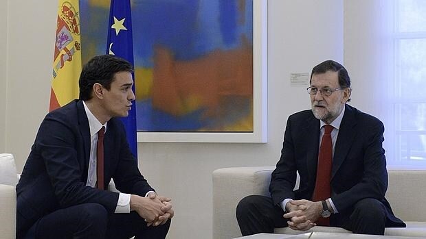 Sánchez y Rajoy en La Moncloa el 23 de diciembre, tres días después de las elecciones del 20-D