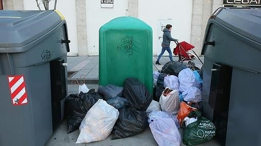 Ponferrada se llena de basura