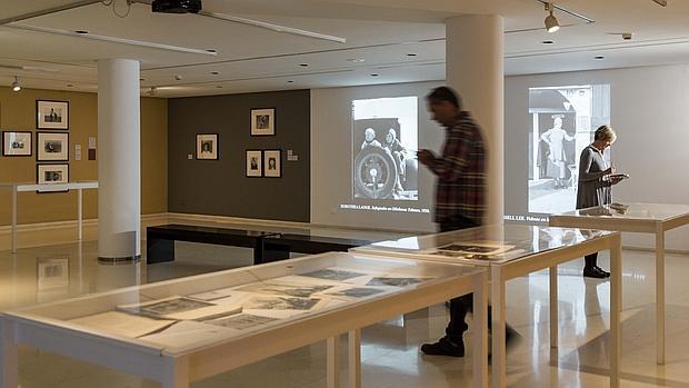 Imagen de la exposición sobre fotografía social en el IVAM