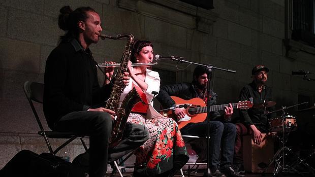 El grupo, durante su actuación en Toledo