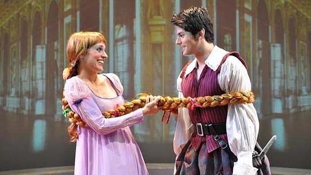Rapunzel celebra el día de la Madre en el Teatro Sanpol