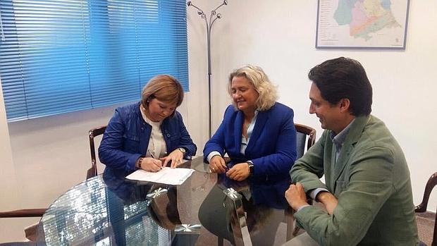 Momento de la firma de la afiliación