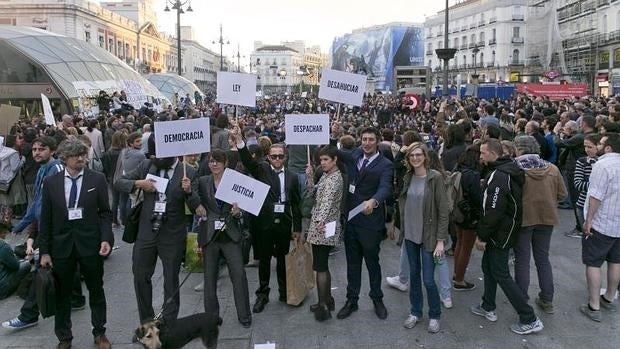 La manifestación en Sol por el quinto aniversario del 15