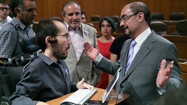 Javier Lambán y Pablo Echenique, en las Cortes de Aragón