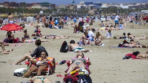 Imagen tomada este sábado en la playa de Las Arenas de Valencia