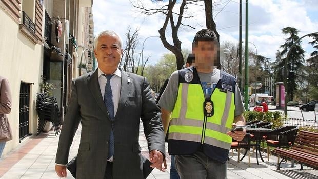 El líder de Ausbanc intentó influir hasta en La Moncloa