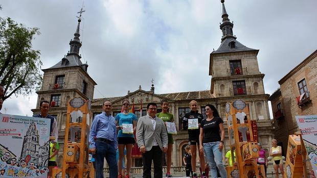 Podio femenino vencedor de la carrera del Corpus