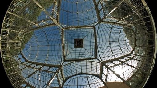 El Palacio de Cristal del estanque pequeño de El Retiro