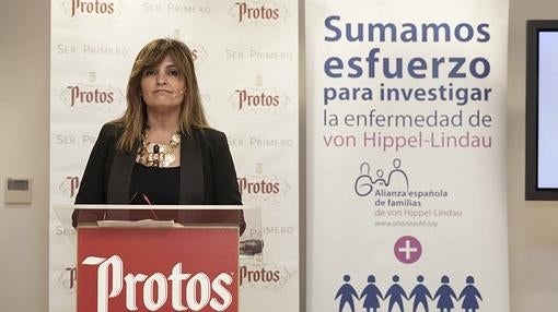 La presentadora del evento, la periodista Beatriz Cortázar