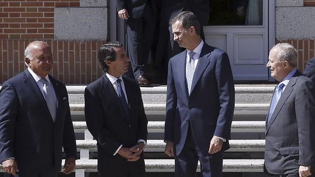 El Rey recibe en Zarzuela a Aznar en una audiencia con el Instituto Atlántico