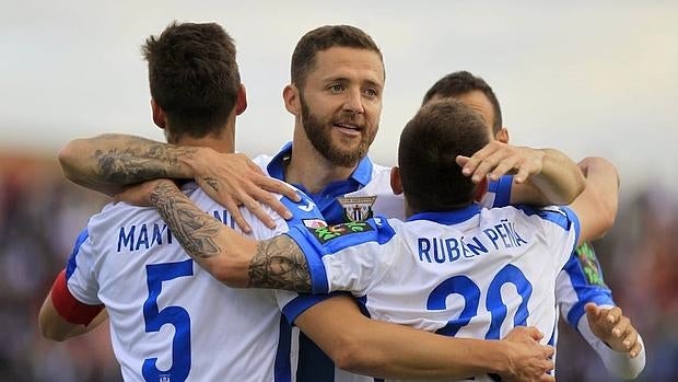 Los jugadores del CD. Leganés, en el partido contra la UE. Llagostera de la penúltima jornada de Liga