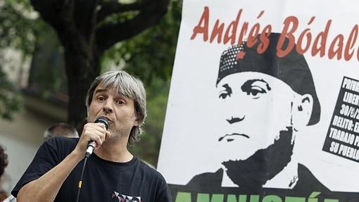 El actor Alberto San Juan en la Plaza de Lavapiés en un acto de los defensores de Bódalo