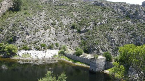 Imagen del pantano de Amadorio