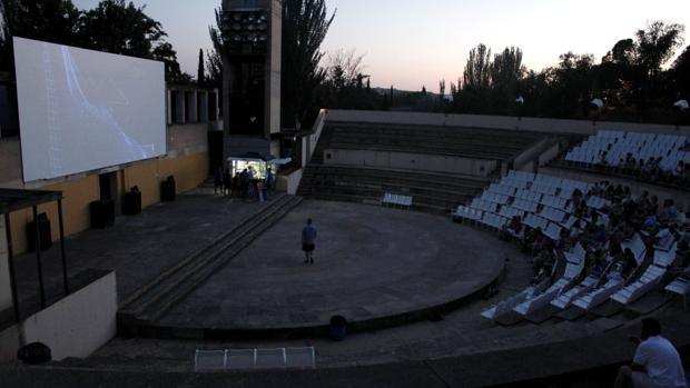 En el parque de las Tres Culturas se exhiben las mejores películas de la temporada durante el verano