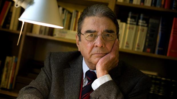 EL periodista coruñés Manuel Martín Ferrand, articulista de ABC, fallecido en agosto de 2013