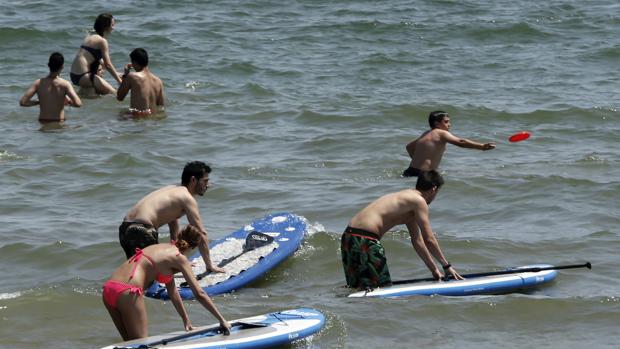 Imagen tomada este sábado en la playa de Las Arenas de Valencia