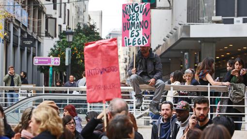 Manifestación a favor del cierre del CIE de Valencia