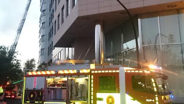 Foto del incendio difundida por los Bomberos de Valencia en redes sociales