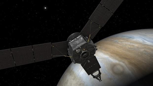 Juno, en la órbita de Júpiter, en una imagen facilitada por la NASA