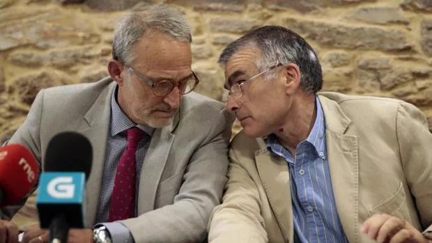 Antonio Dieter Moure y José Antonio Vázquez Freire, ayer durante la rueda de prensa ofrecida en la CEG
