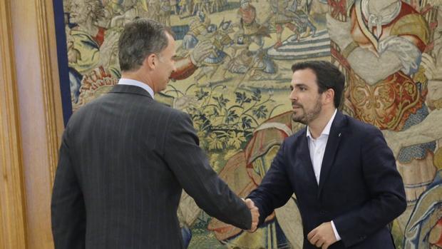 El Rey se muestra abierto a «explorar todas las posibilidades» en la designación del candidato