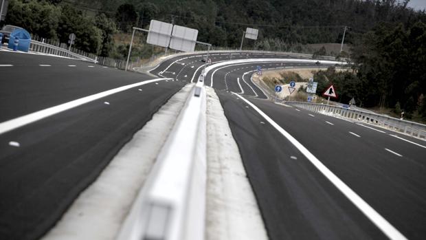 La autovía de la Costa da Morte abre sus primeros 27 kilómetros